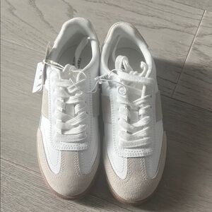 Zara Cream and White Sneakers